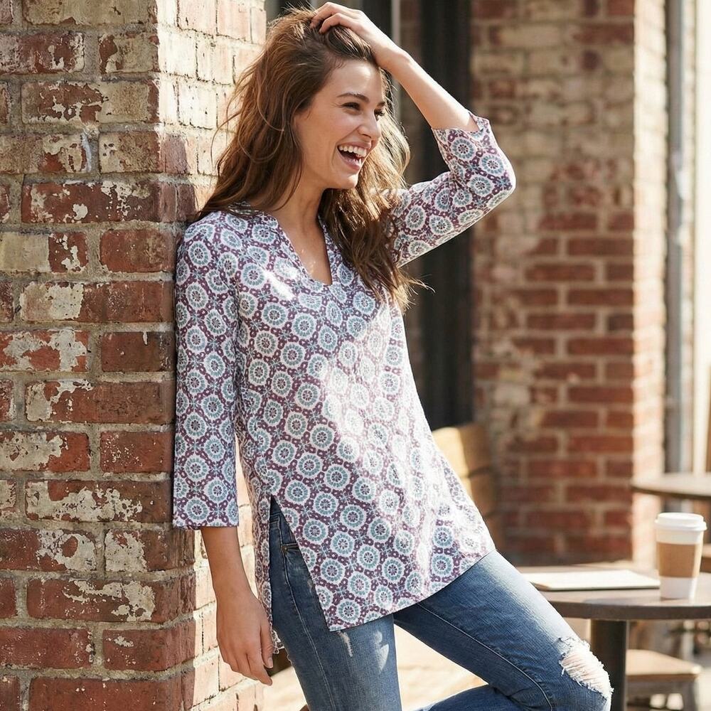 Roberta Roller Rabbit V-neck Tunic top Purple Blue Small